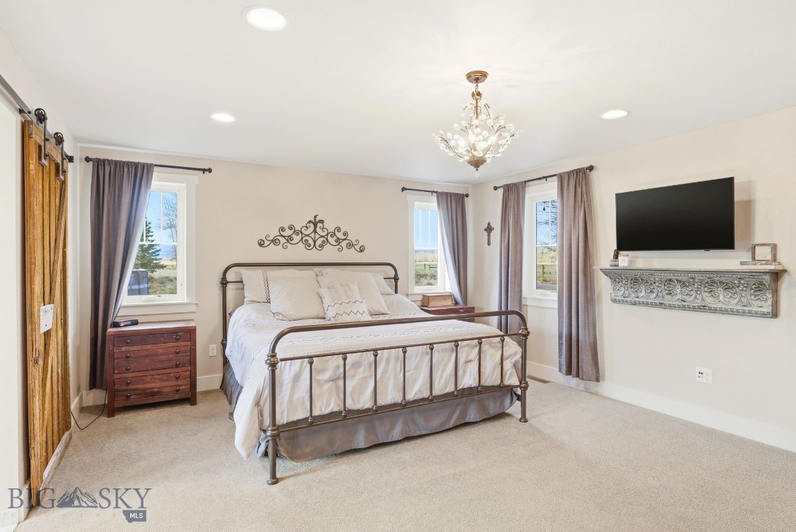 646 Hulbert Road W Property Photo 27