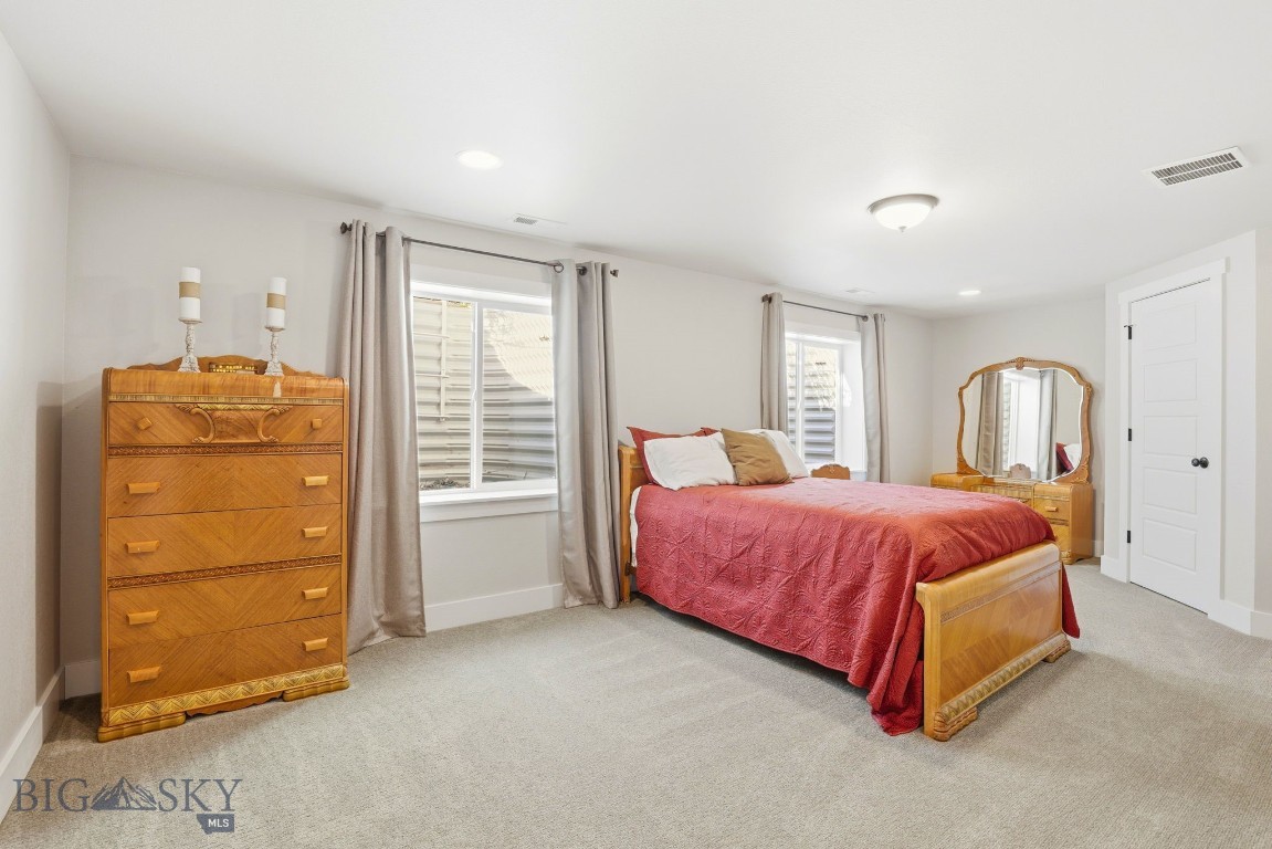 646 Hulbert Road W Property Photo 57