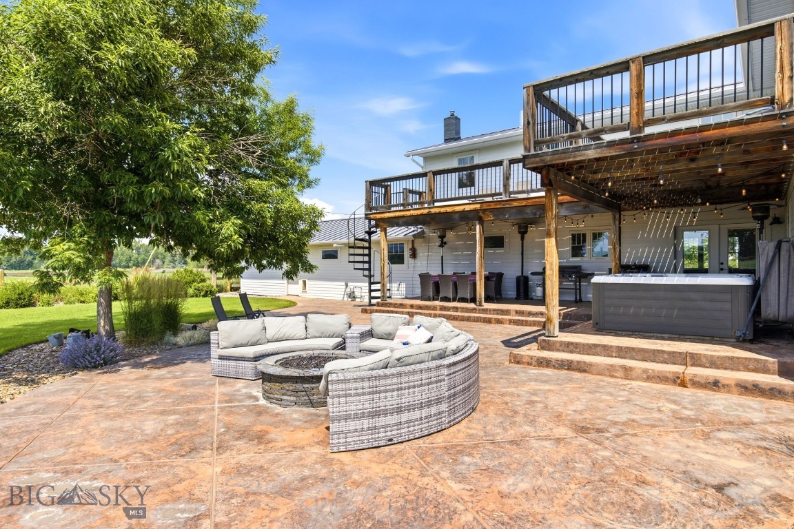 646 Hulbert Road W Property Photo 68