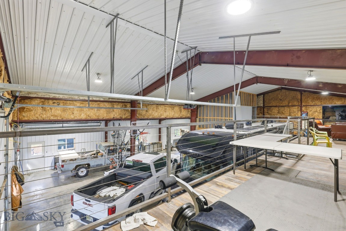 646 Hulbert Road W Property Photo 90