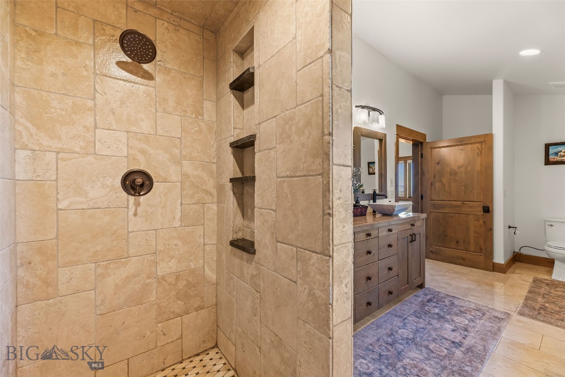 8937 Sandy Creek Lane Property Photo 19