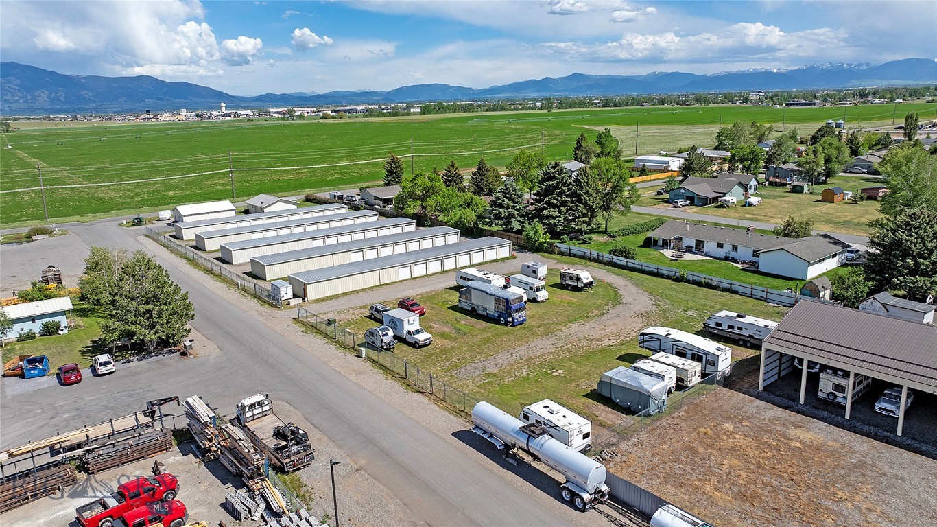 410631 Property Photo 4