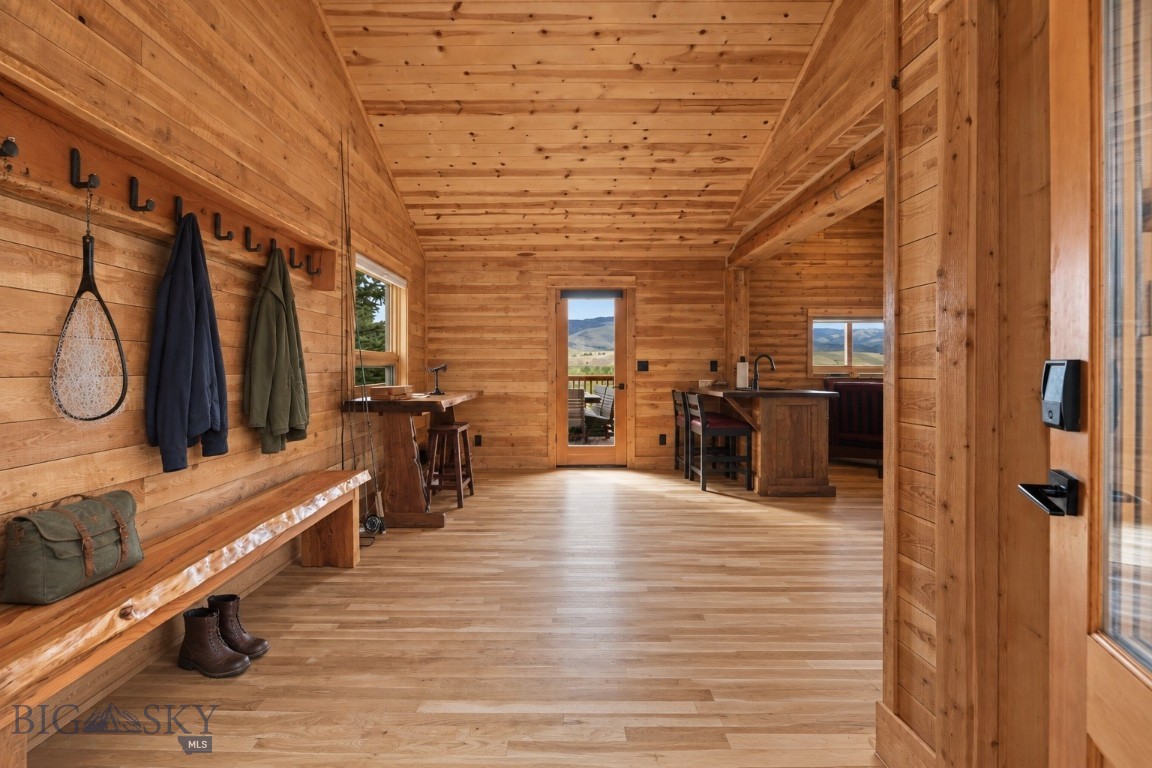65 Emigrant Meadows Property Photo 13