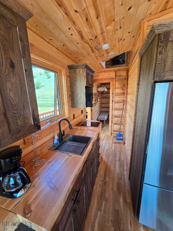 65 Emigrant Meadows Property Photo 76