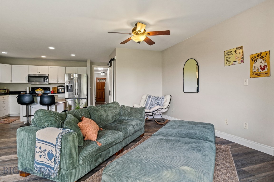 2963 Warbler Way 3 Property Photo 16