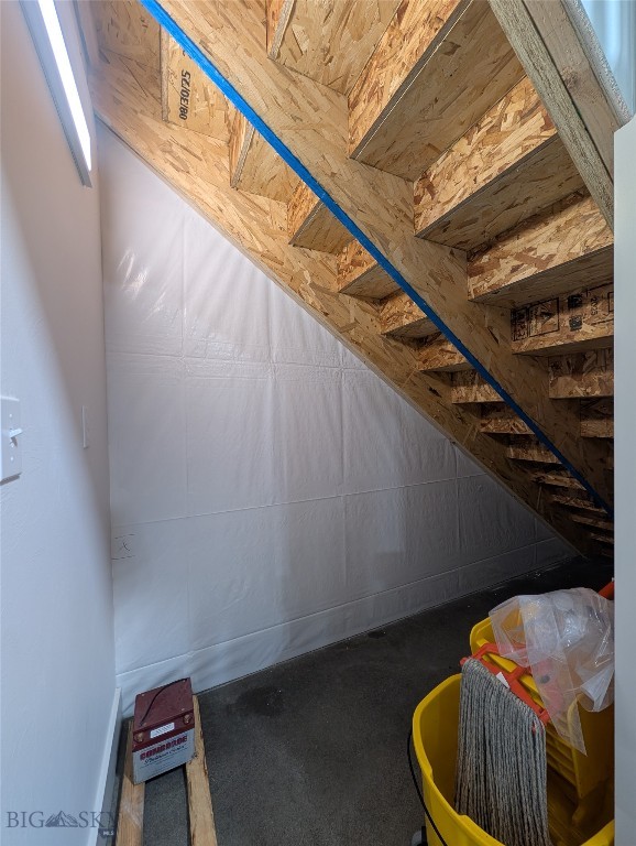 171 Taxi Way Tango Property Photo 15