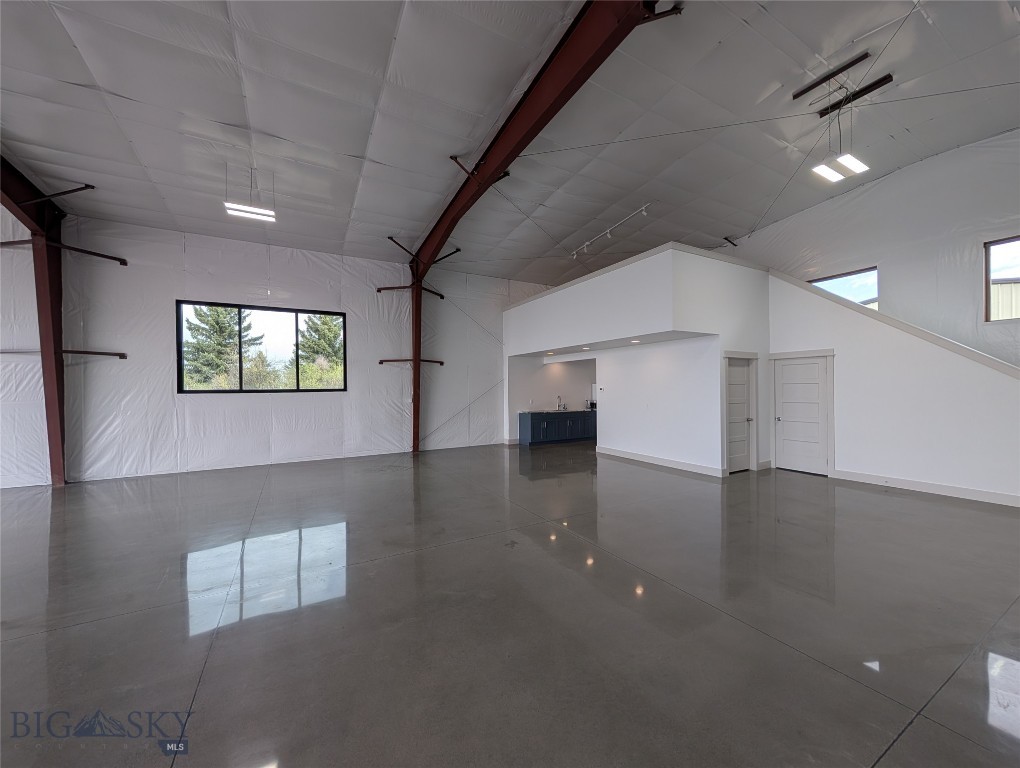 171 Taxi Way Tango Property Photo 29