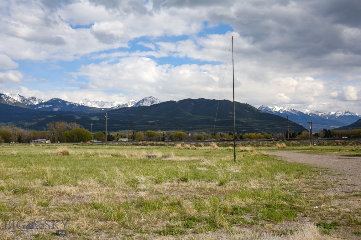 Nhn Sun Avenue Property Photo 12