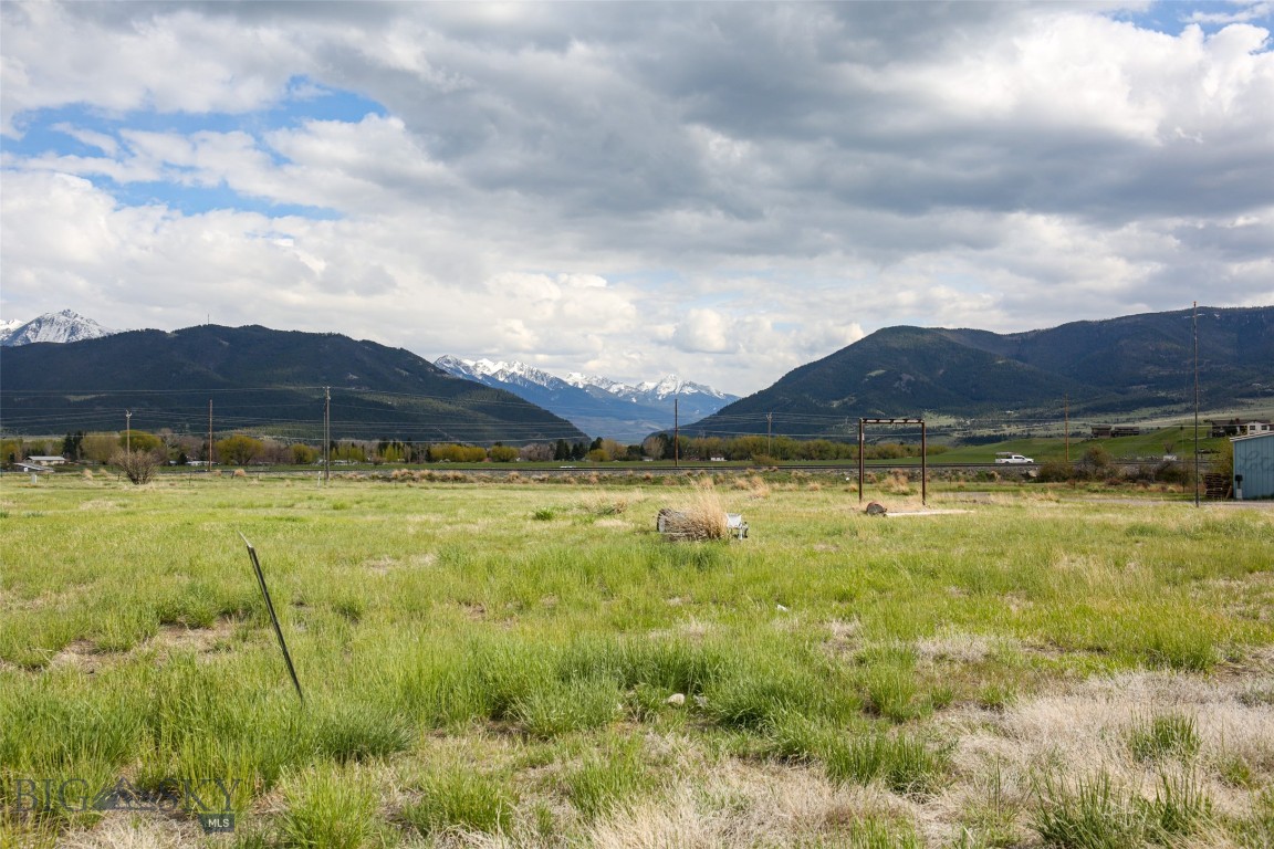 Nhn Sun Avenue Property Photo 13