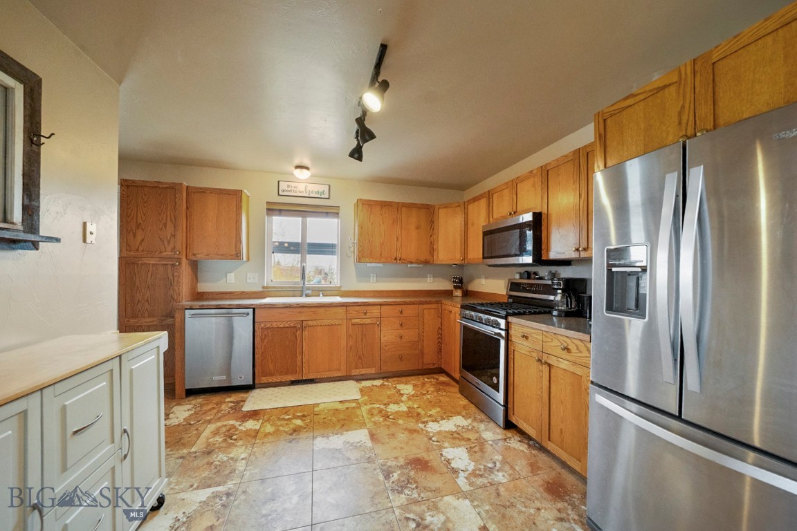 174 Heidi Lane Property Photo 13