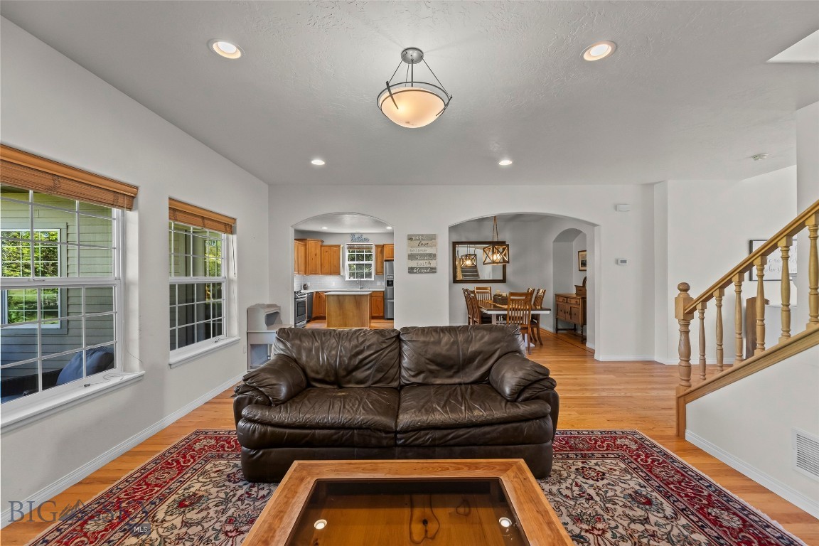 359 Annie Glade Drive Property Photo 6