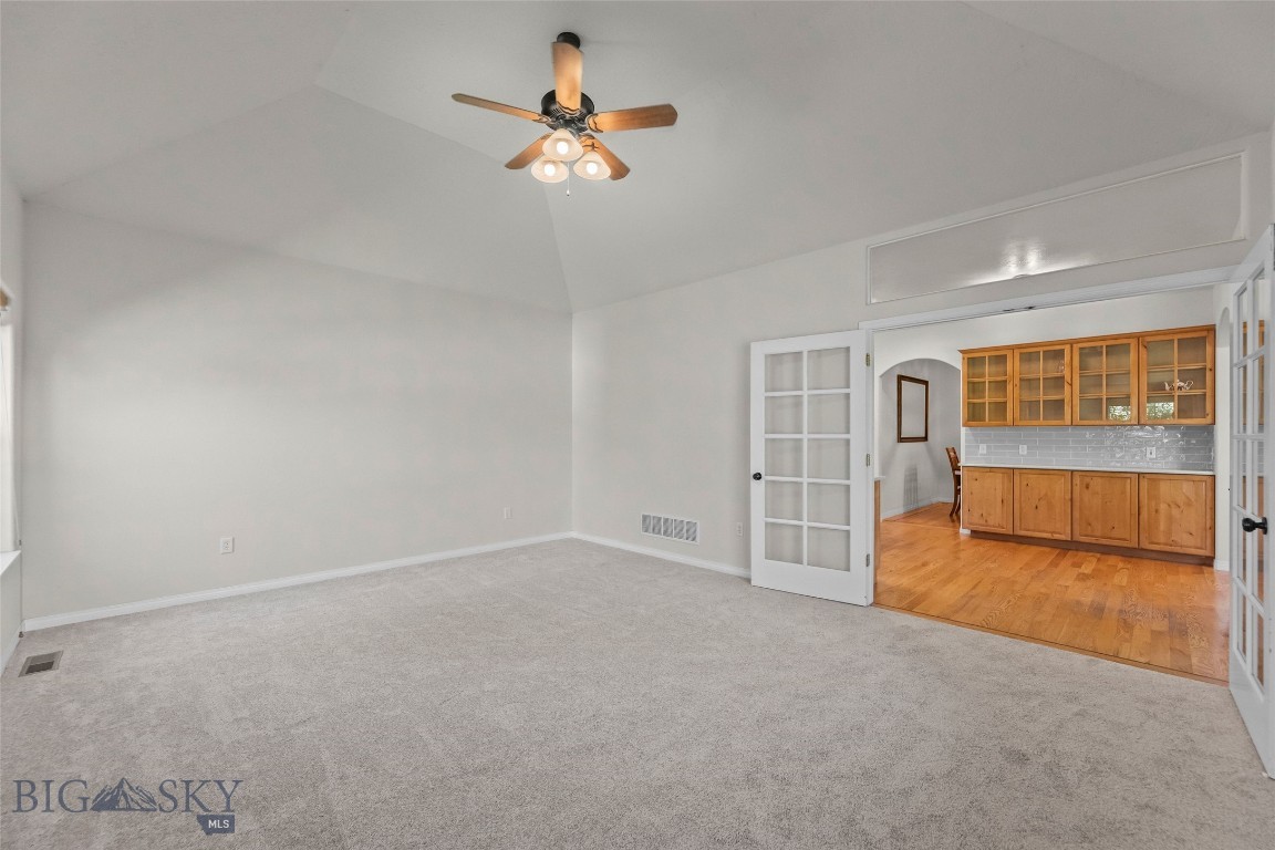 359 Annie Glade Drive Property Photo 14