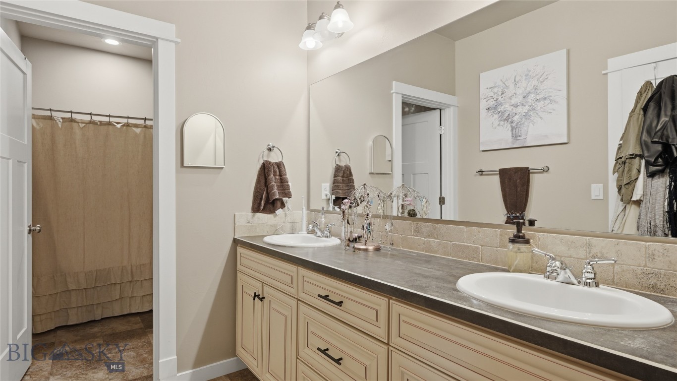 5119 Dragon Fly Street Property Photo 19