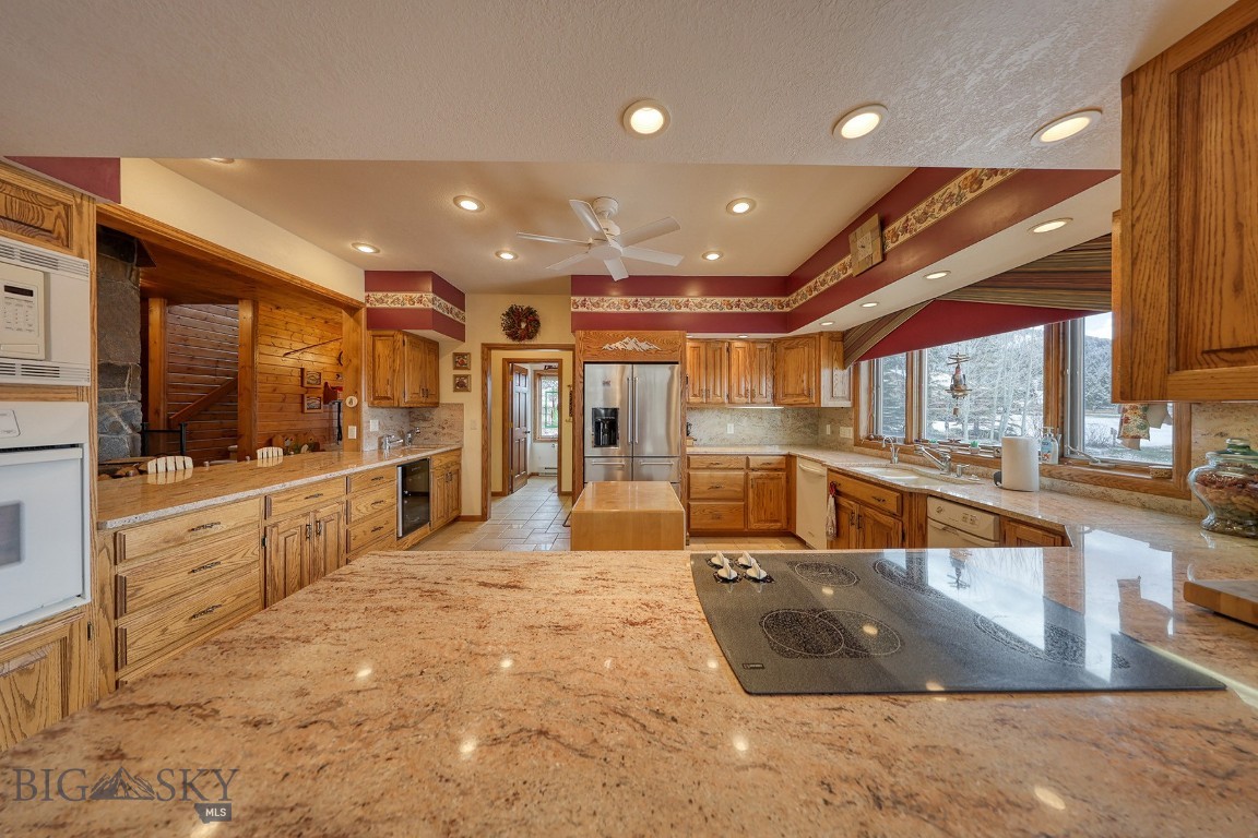 315 Lakeview Loop Property Photo 20