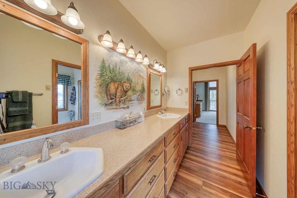 315 Lakeview Loop Property Photo 32