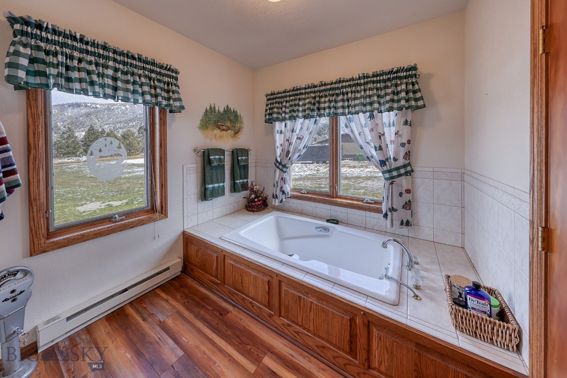 315 Lakeview Loop Property Photo 33