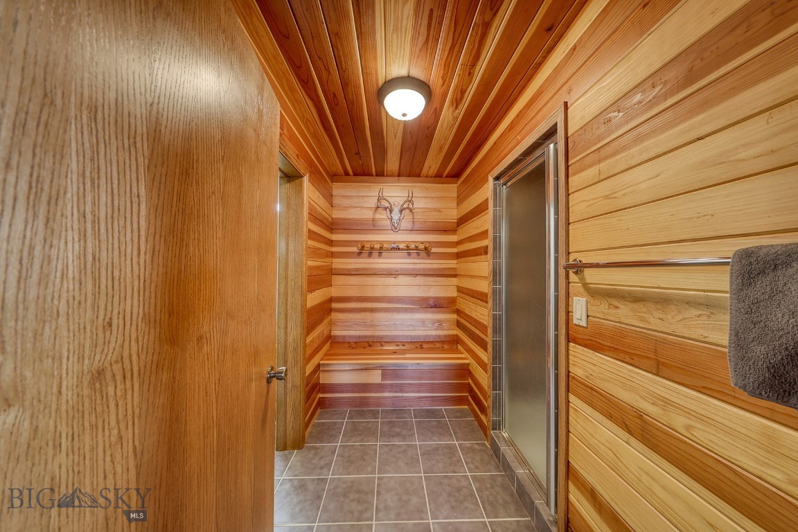 315 Lakeview Loop Property Photo 54