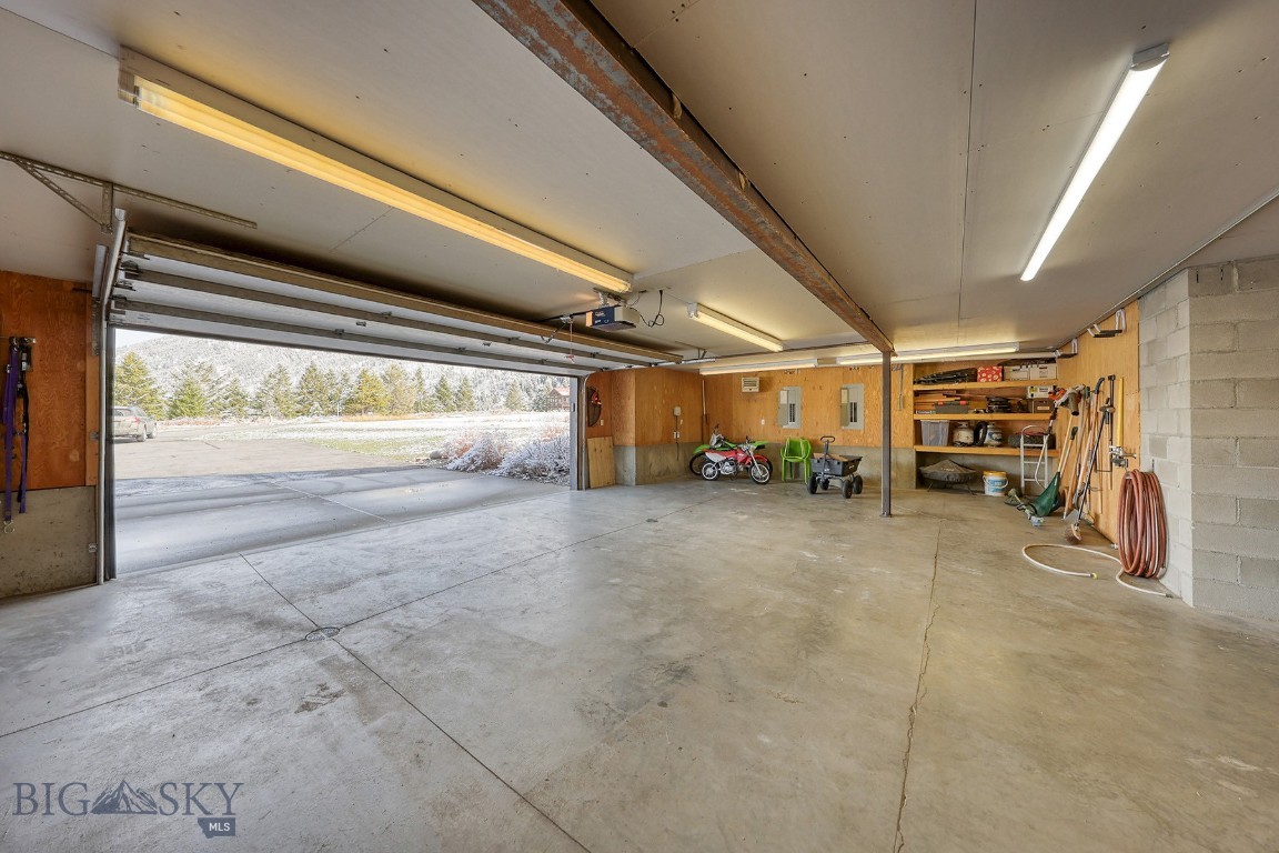 315 Lakeview Loop Property Photo 63