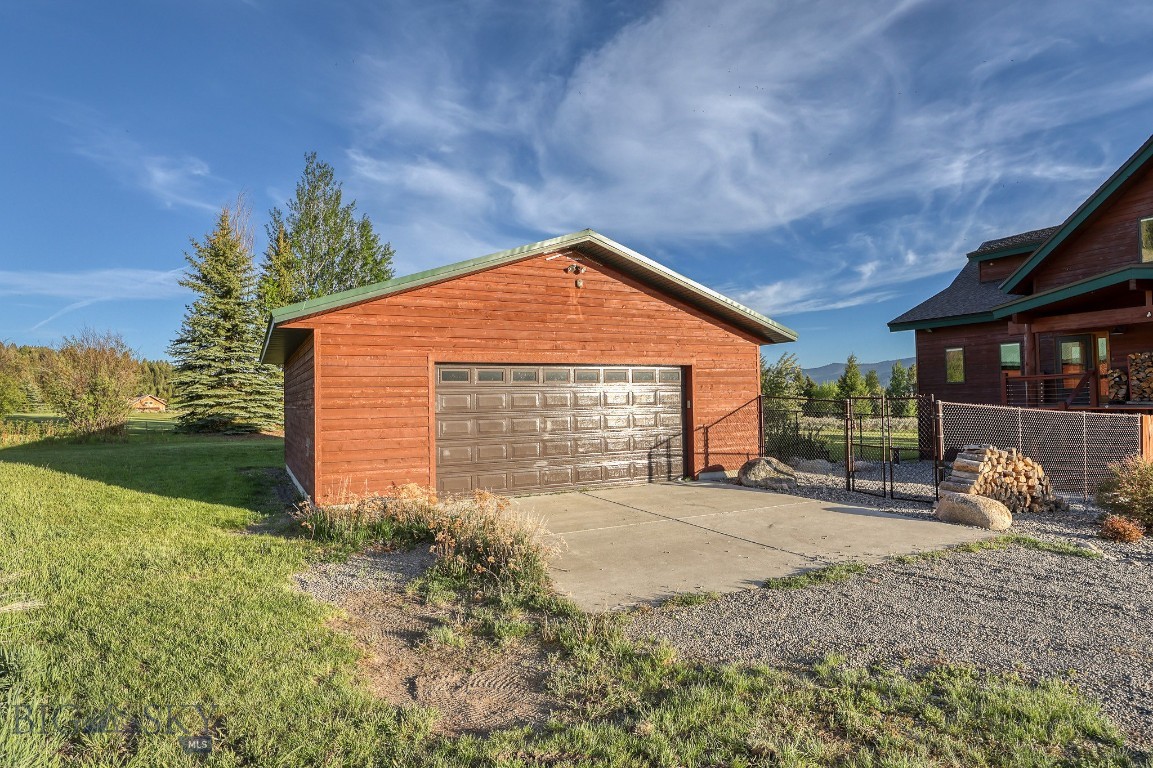 315 Lakeview Loop Property Photo 67