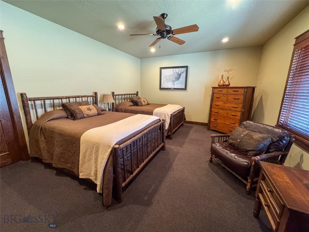 100 Snowberry Path Property Photo 24