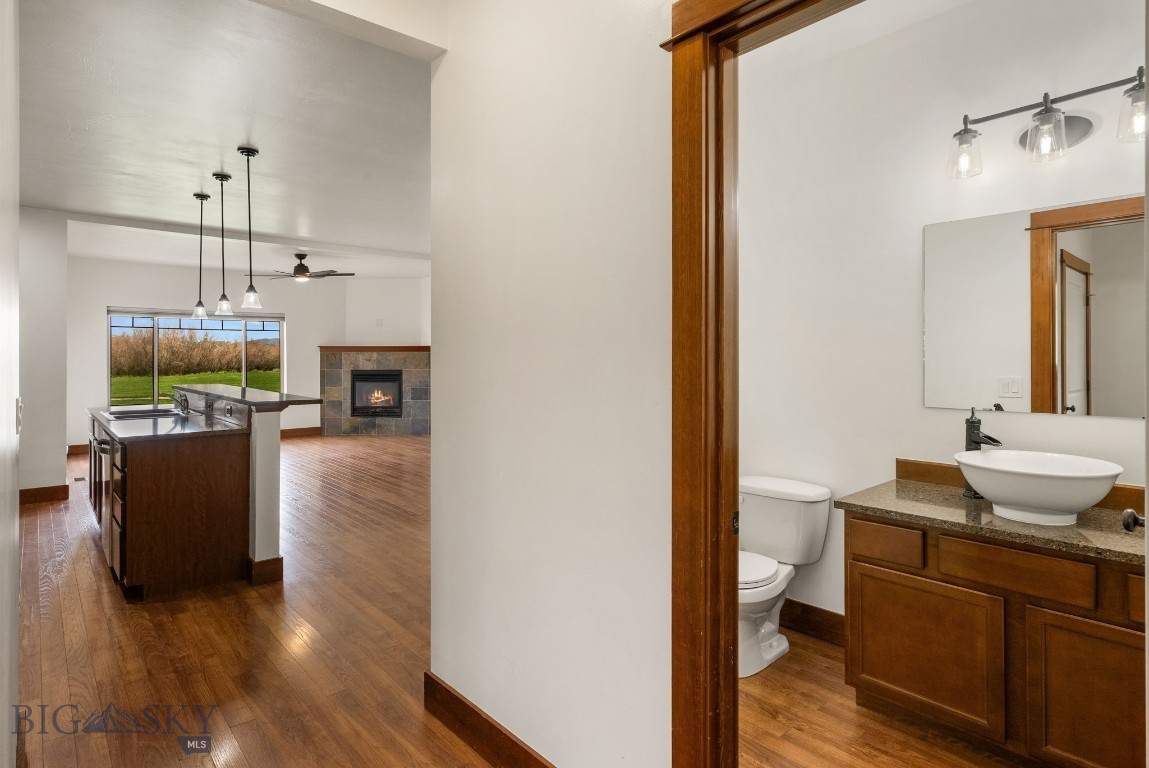 812 Rosa A Property Photo 6