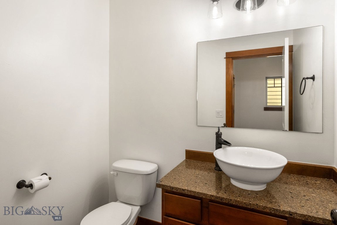 812 Rosa A Property Photo 7
