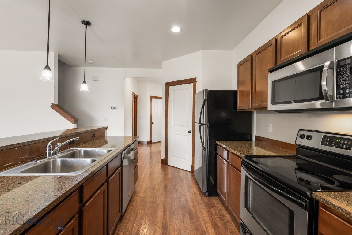812 Rosa A Property Photo 12