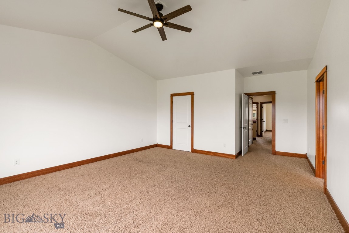 812 Rosa A Property Photo 33