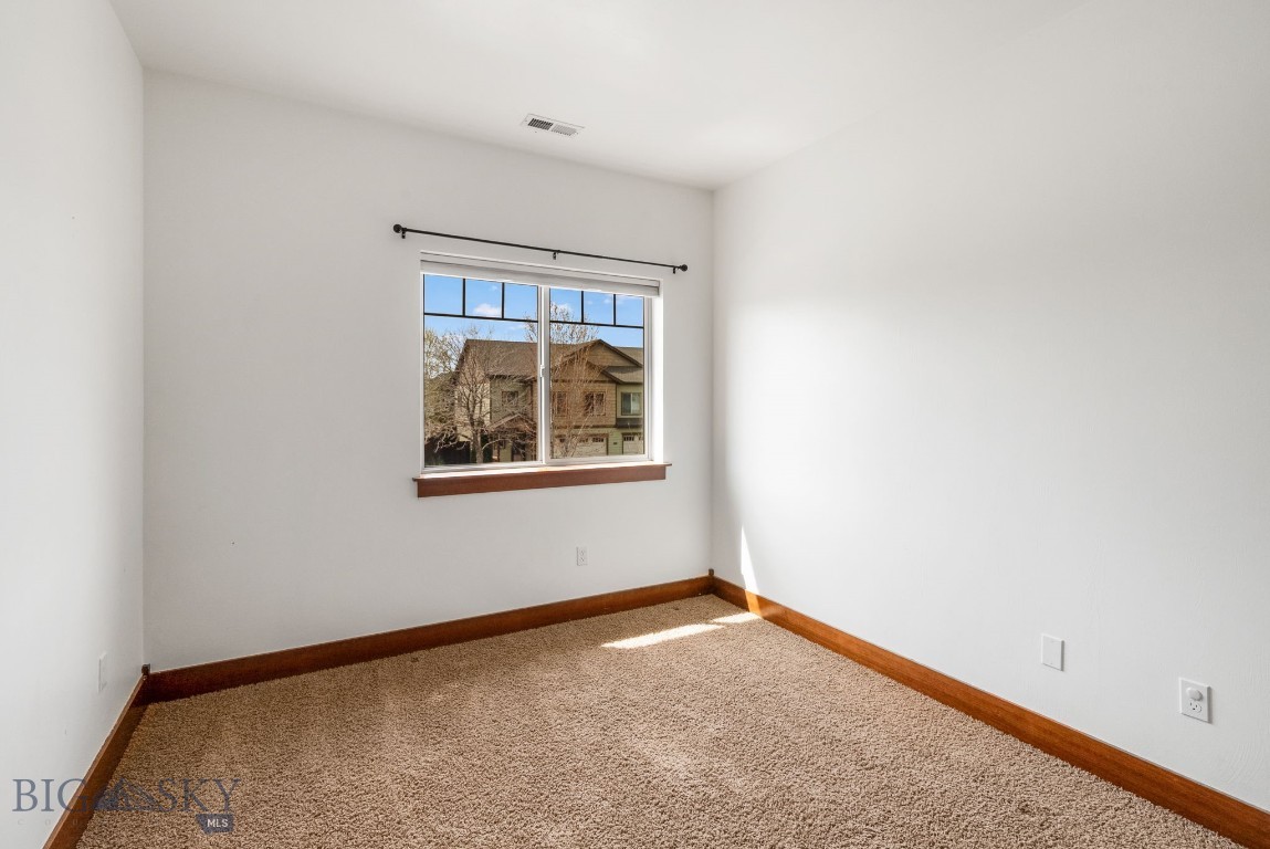 812 Rosa A Property Photo 52
