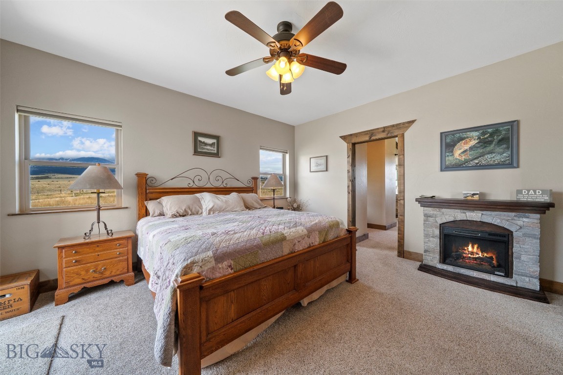 410833 Property Photo 95