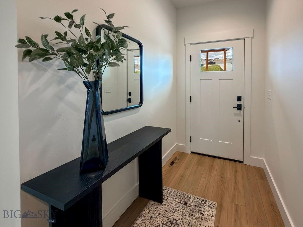 810 Accolade Loop Property Photo 3