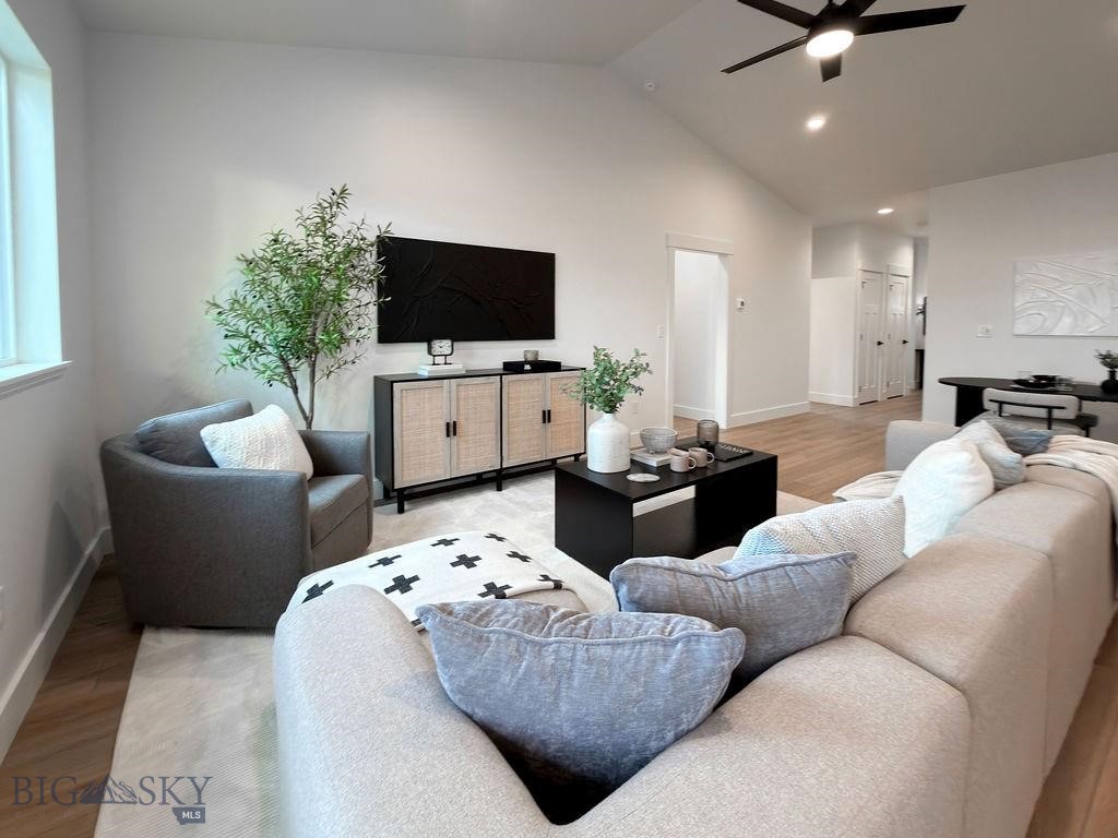 810 Accolade Loop Property Photo 9