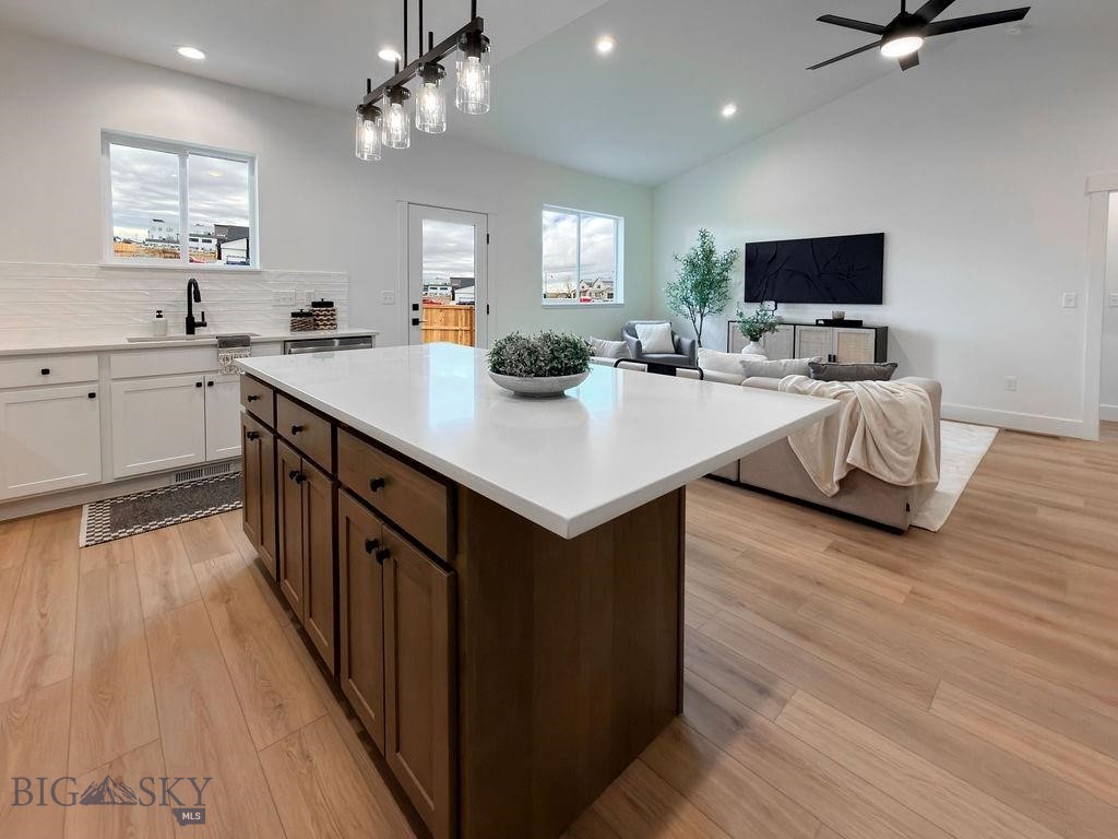 810 Accolade Loop Property Photo 17