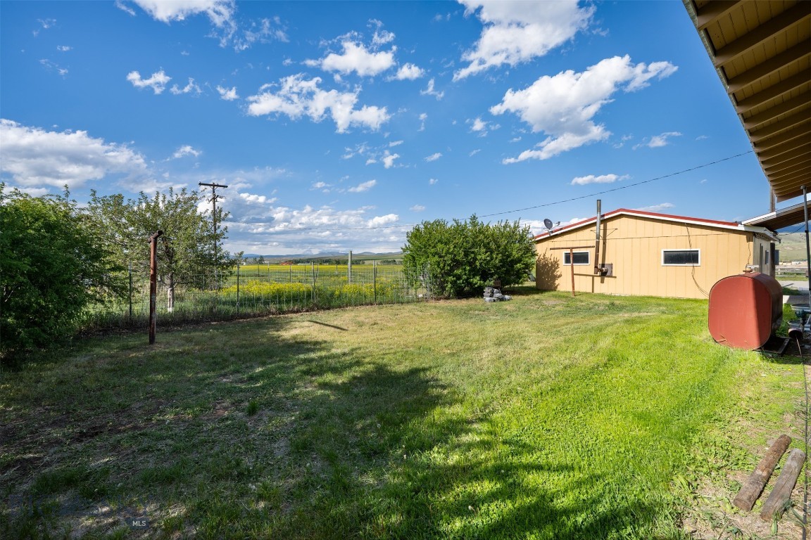 47 Tristan River Lane Property Photo 33