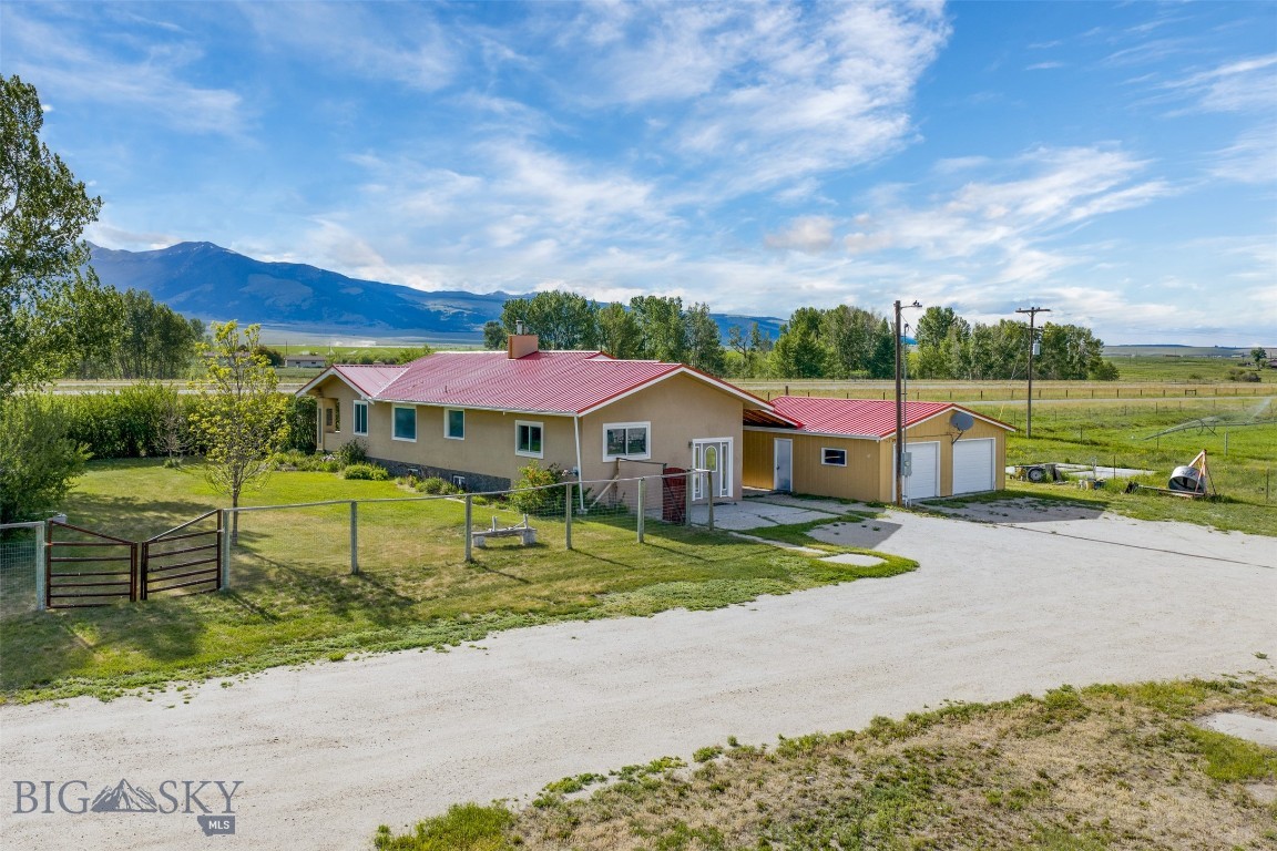 47 Tristan River Lane Property Photo 37