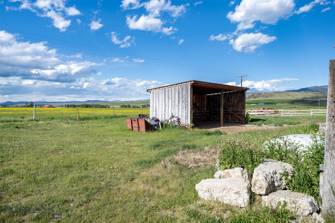 47 Tristan River Lane Property Photo 43