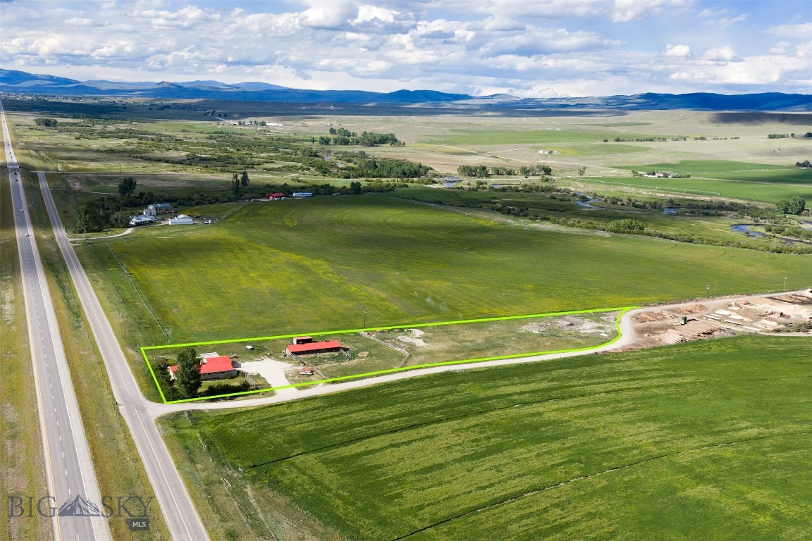 47 Tristan River Lane Property Photo 49