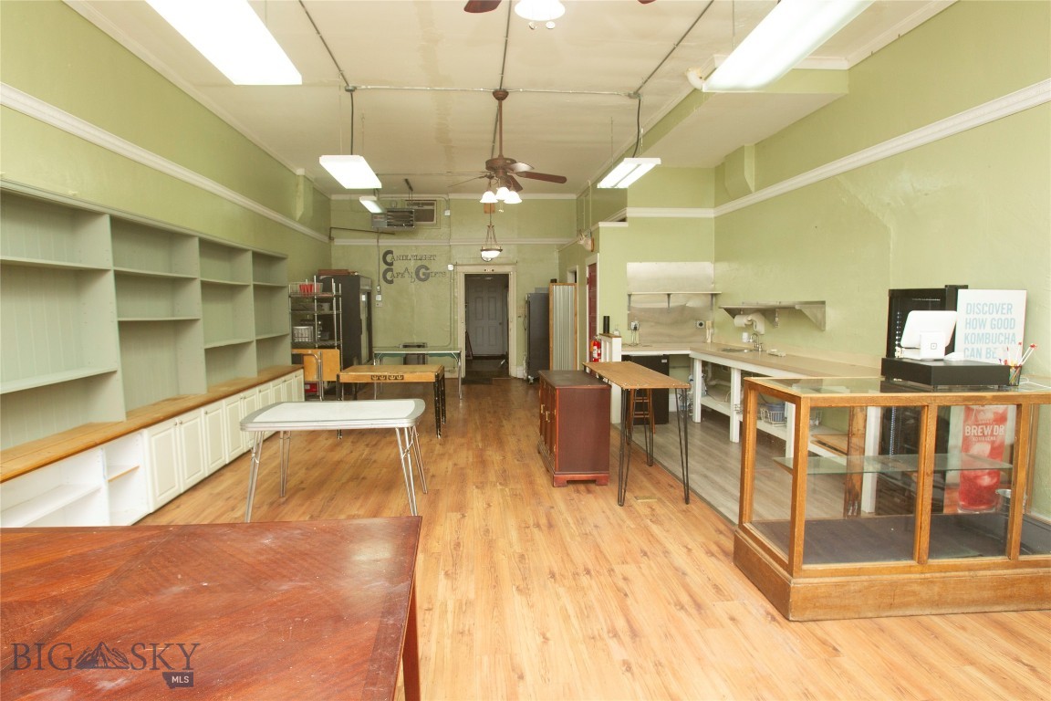 105 S Main Street Property Photo 4