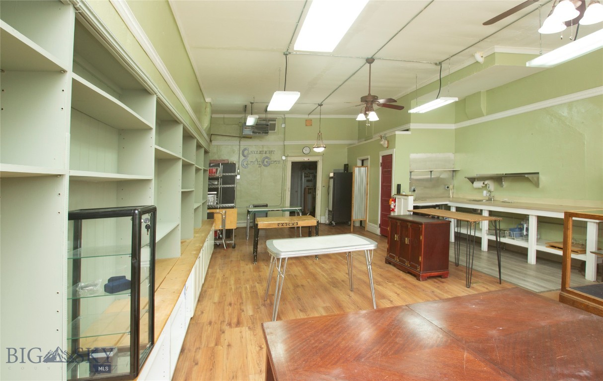 105 S Main Street Property Photo 8