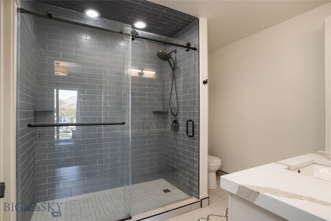 55 W Clara Court Property Photo 19