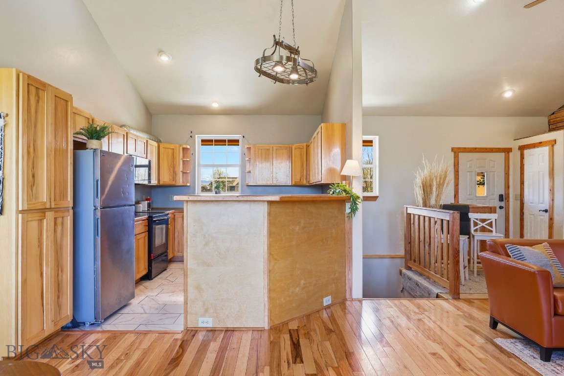 734 Landmark Drive Property Photo 15