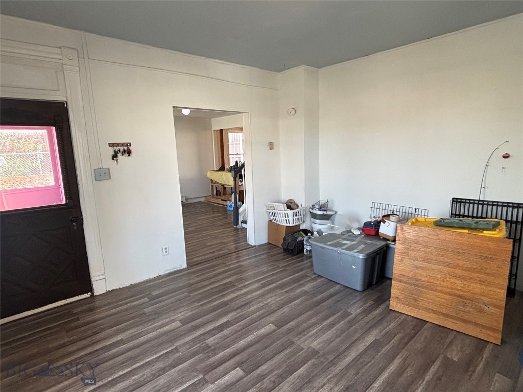 126 1st Street Property Photo 7