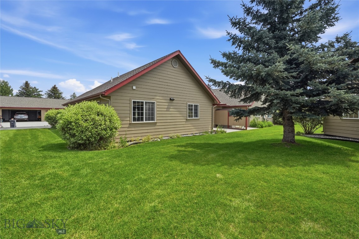 8 Eliza Drive B Property Photo 31