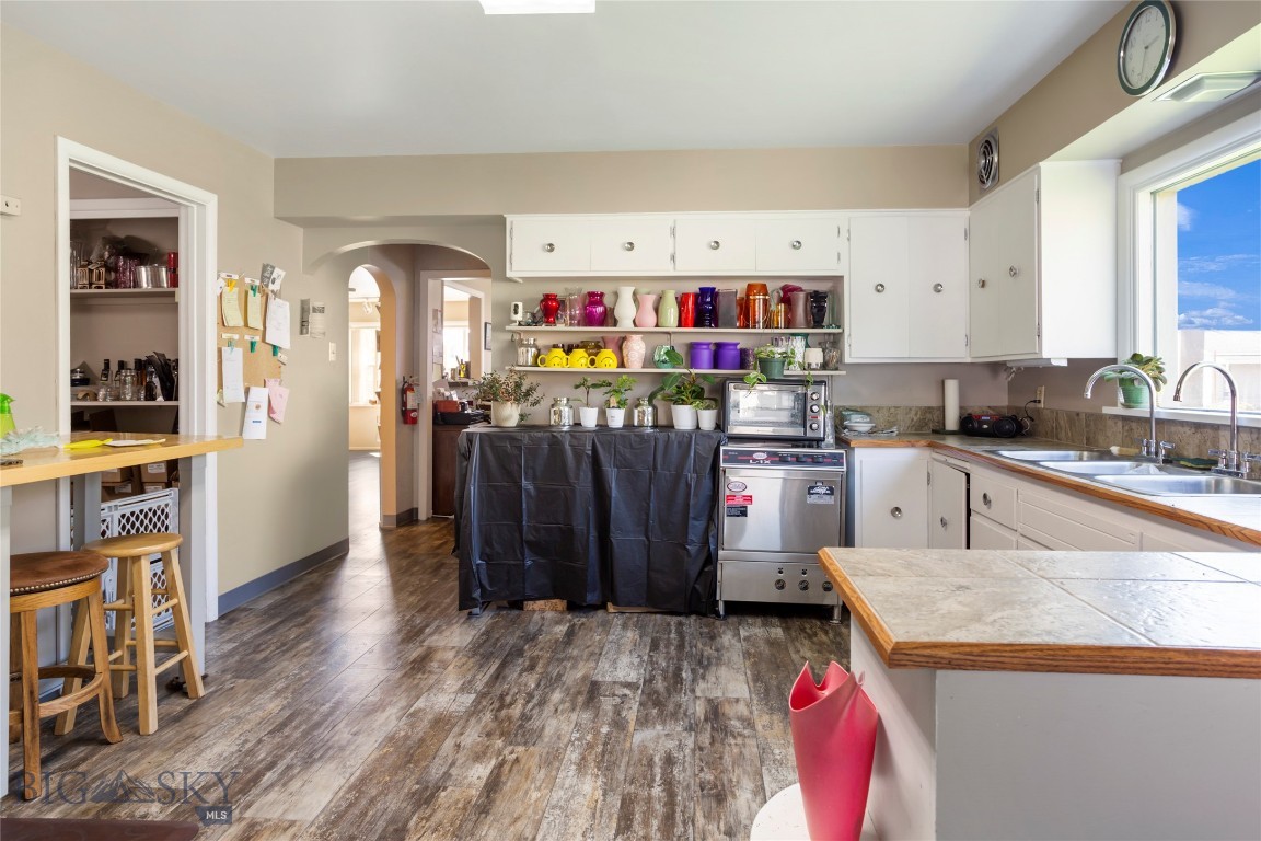 1644 Harrison Property Photo 28