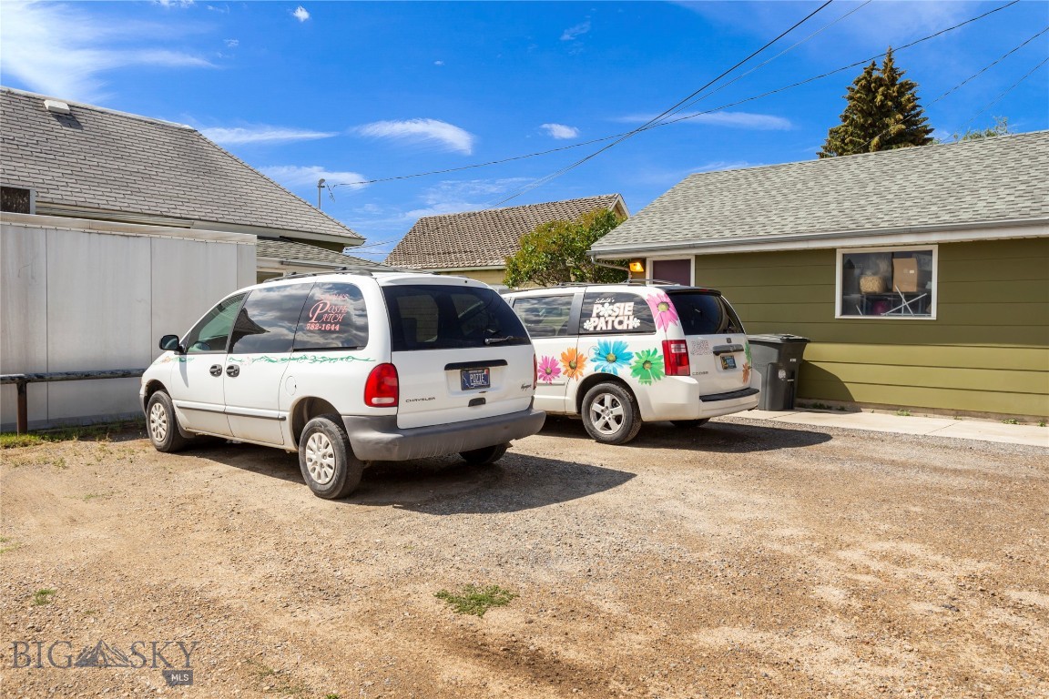 1644 Harrison Property Photo 43