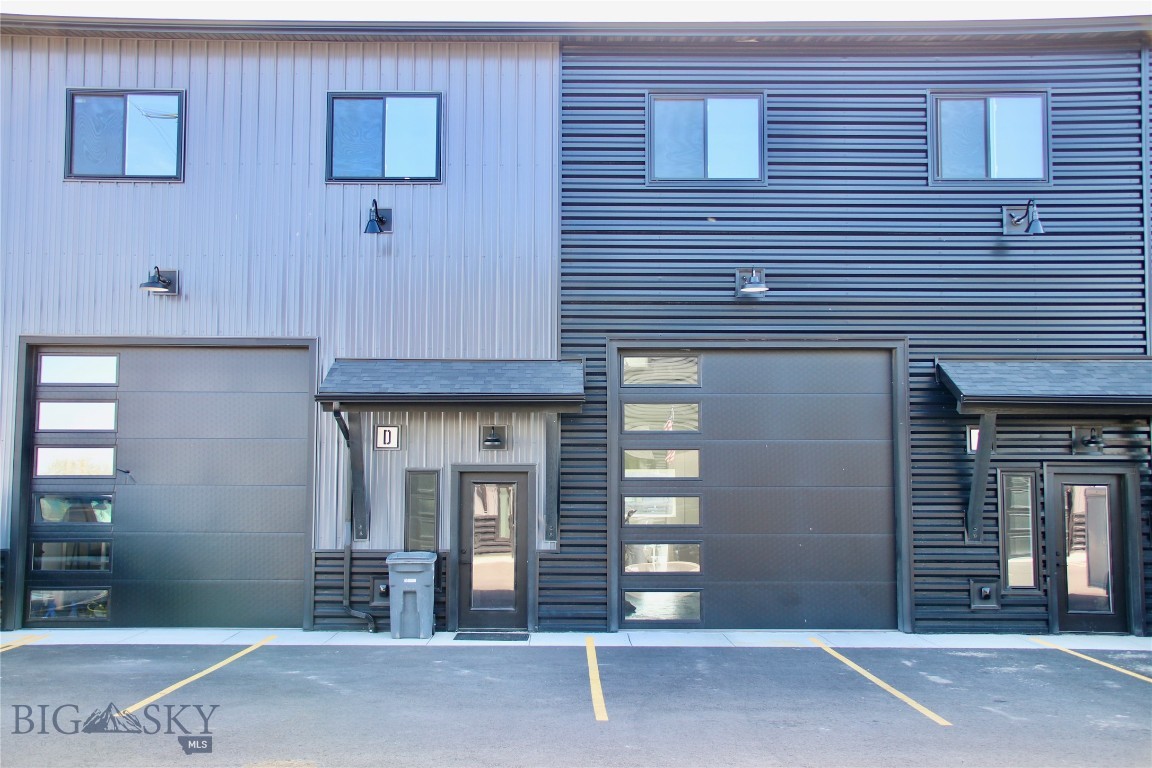 211 Fletching Way Property Photo 3