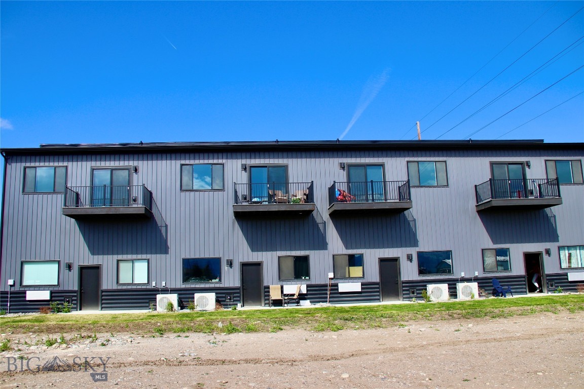 211 Fletching Way Property Photo 8