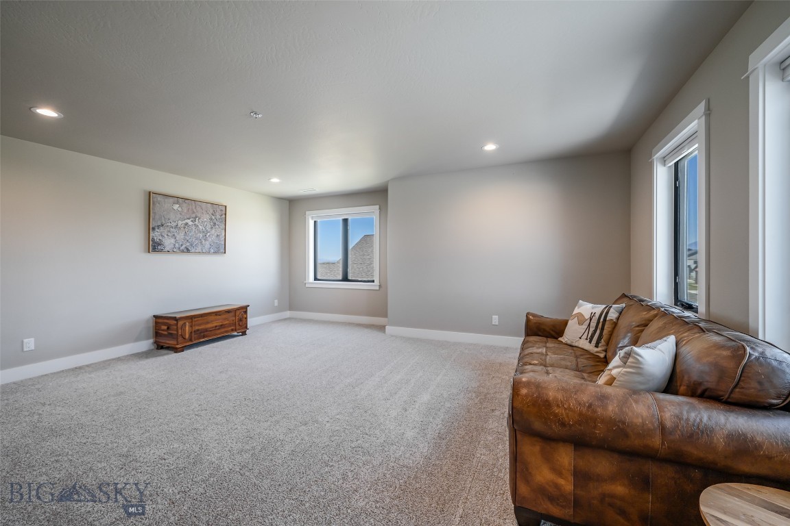 950 White Horse Loop Property Photo 39
