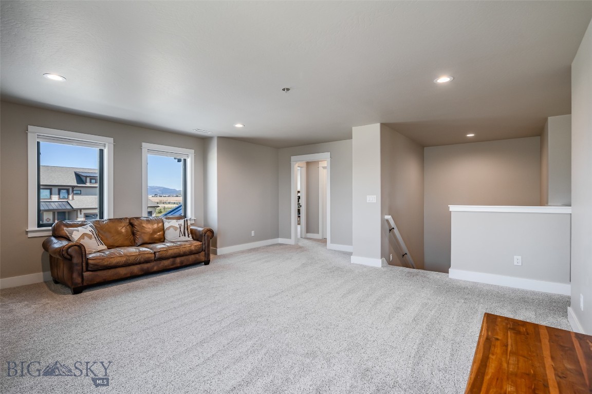 950 White Horse Loop Property Photo 40
