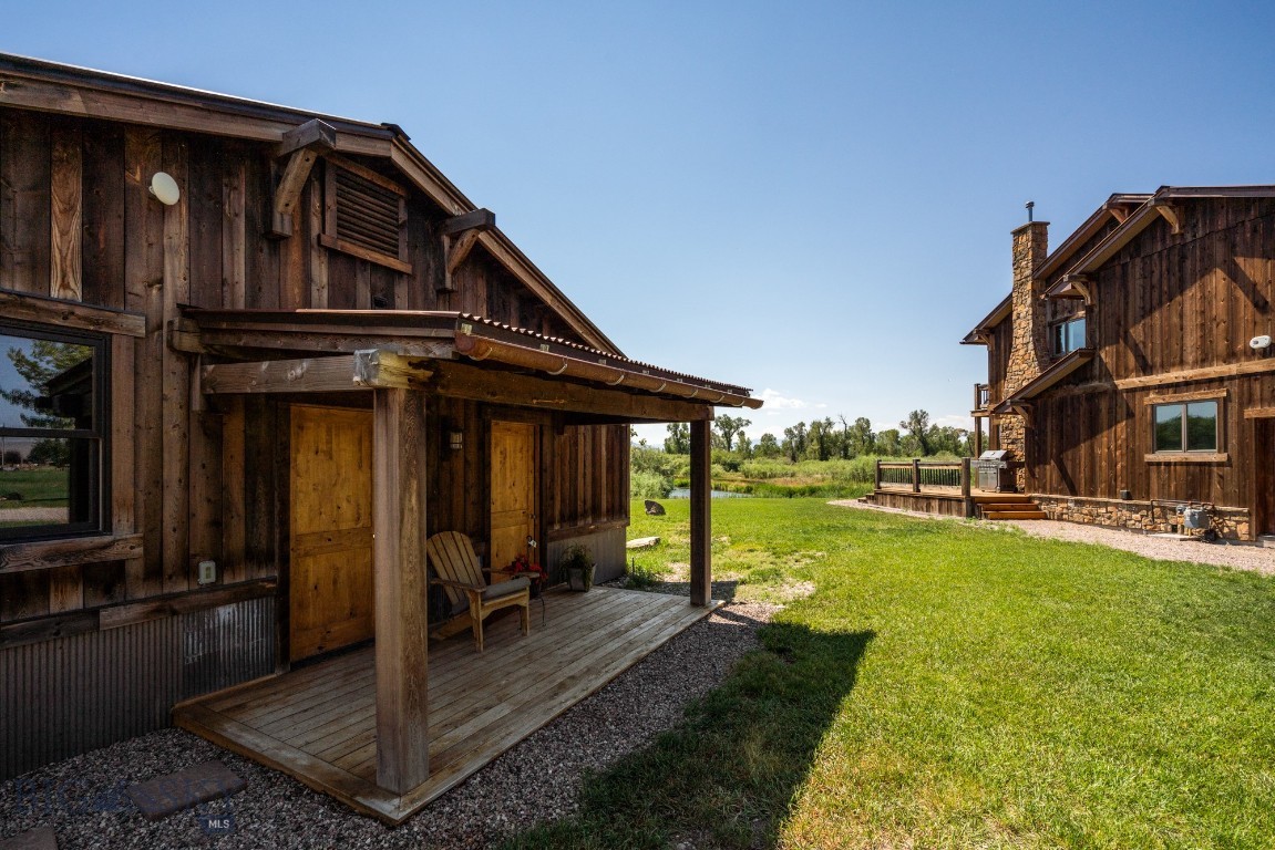1872 Webster Lane Property Photo 34